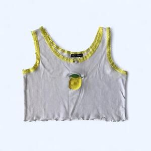Yellow white lemon tank